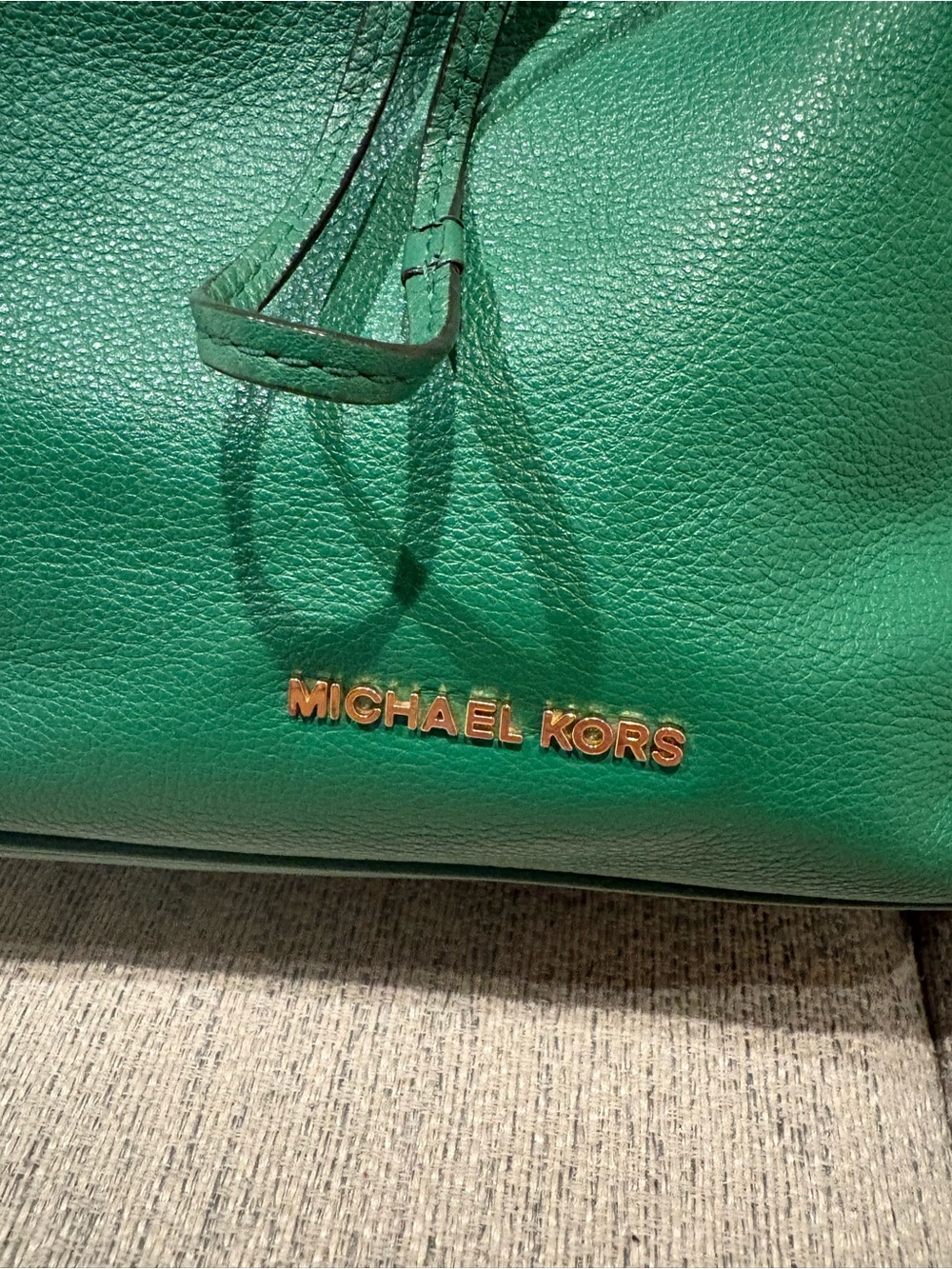 Michael Kors Emerald Green Pebbled Leather Drawstring Hobo - Picture 3 of 10